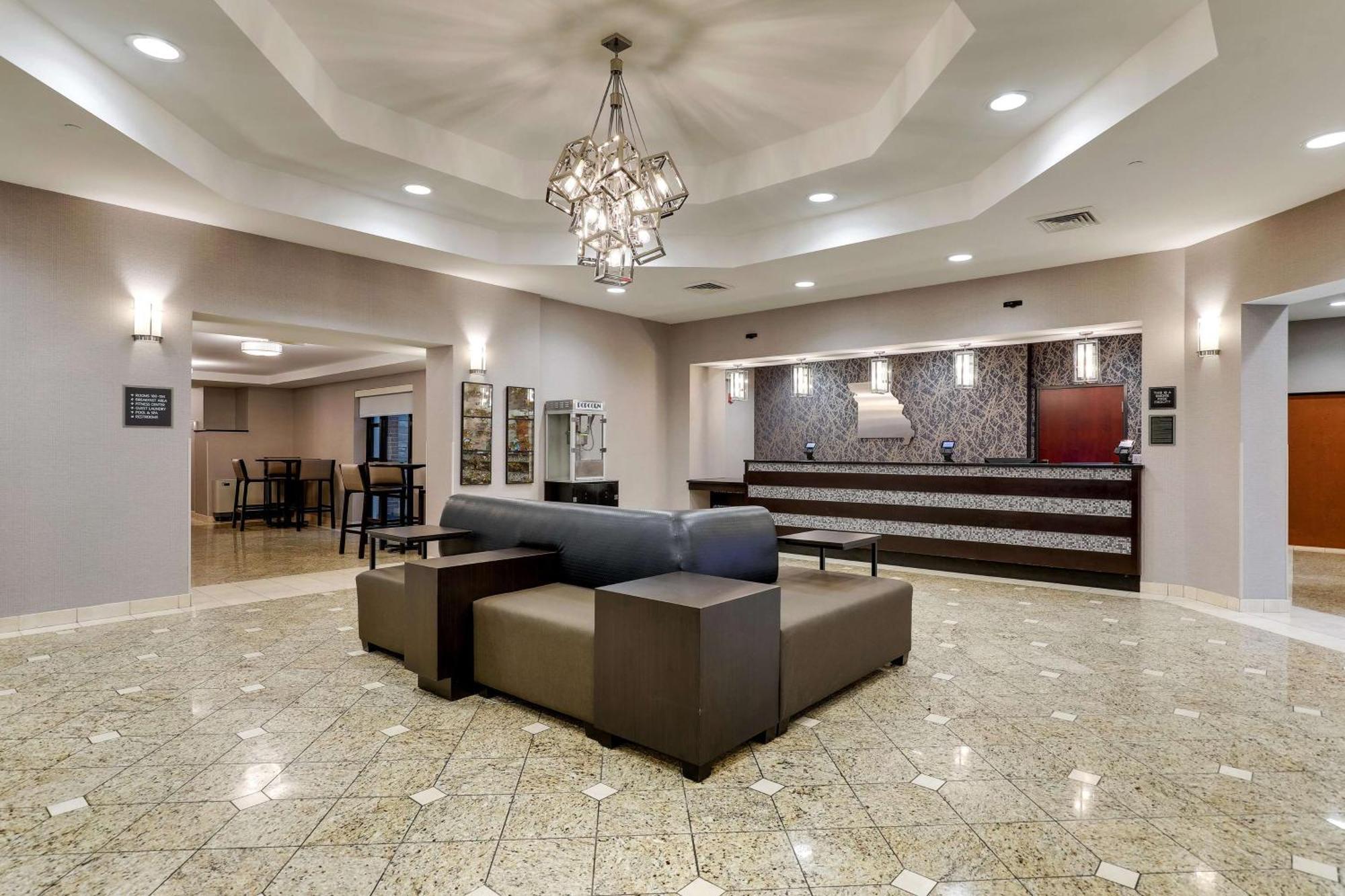 Drury Inn & Suites St Joseph Saint Joseph Exterior foto